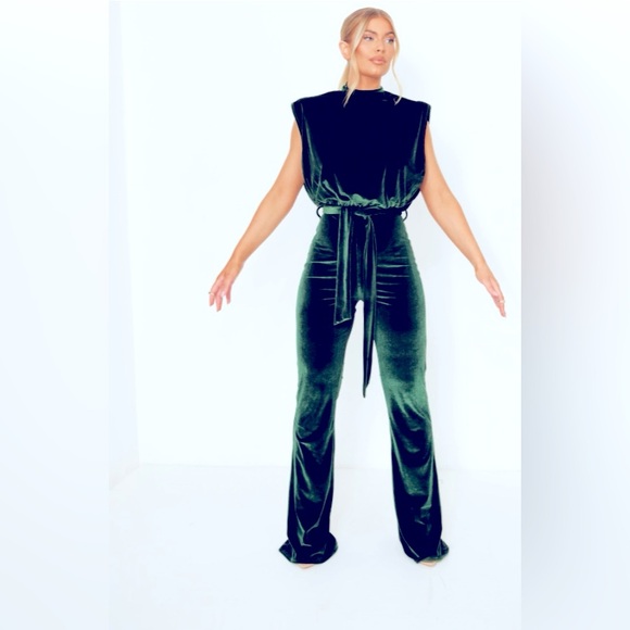 Green jumpsuit - Picture 2 of 3